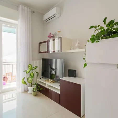 Beautiful House 19 *